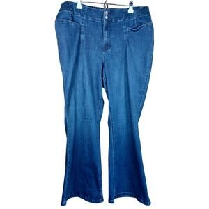 m jeans by maurices 24W Short Flare High Rise Curvy Front Seam Blue Plus Size